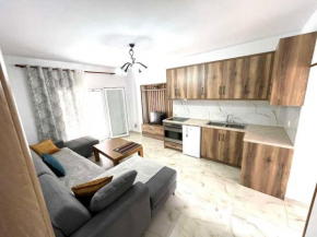 Roel Apartments